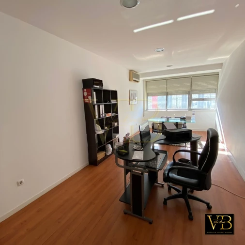 Escritório para Venda em Braga (São José de São Lázaro e São João do Souto) Foto 10