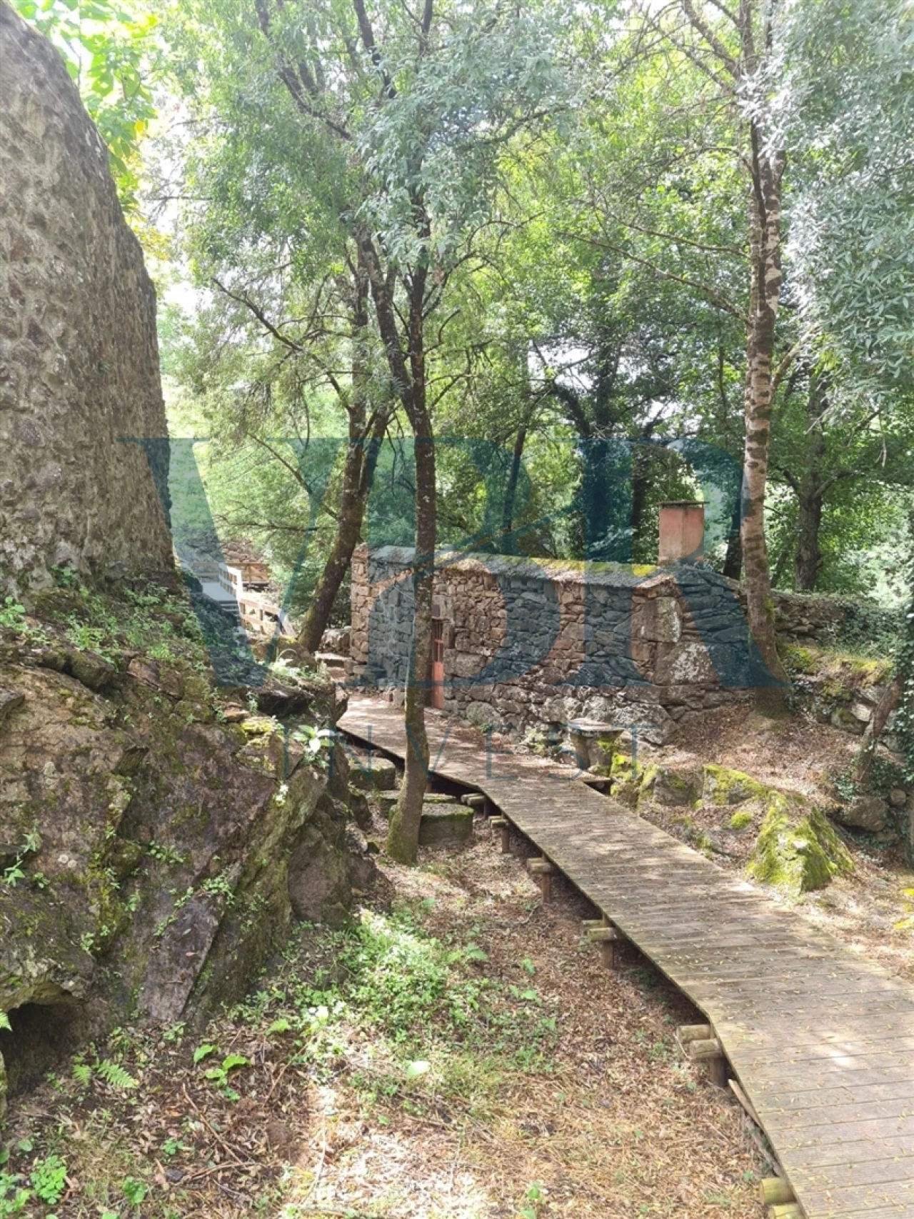 Moradia T5 para Venda em Ceivães e Badim Foto 21