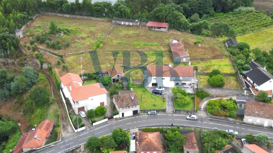 Moradia T5 para Venda em Ceivães e Badim Foto 39