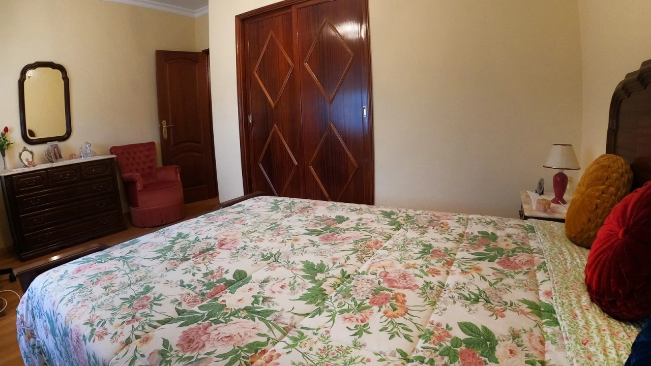 Moradia T5 para Venda em Ceivães e Badim Foto 14