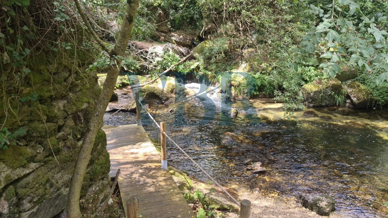 Moradia T5 para Venda em Ceivães e Badim Foto 34