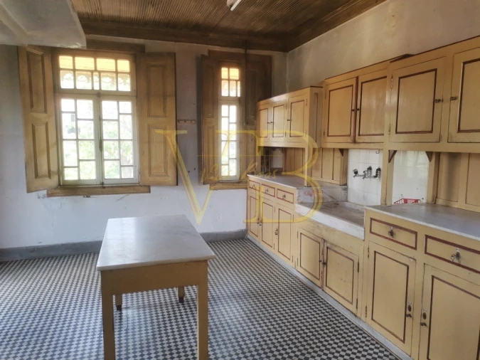 Quinta T6 para Venda em Cambres Foto 6