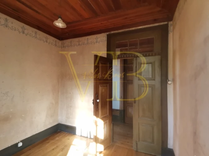 Quinta T6 para Venda em Cambres Foto 9