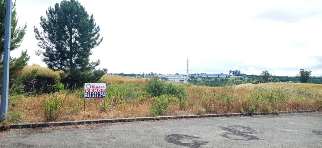 Terreno P/ Prédio para Venda em Marvila, Ribeira Santarém, São Salvador, São Nicolau