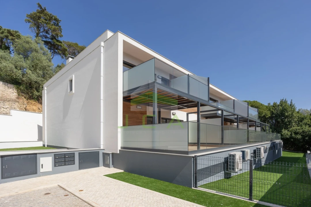 Moradia T4 para Venda em Leiria, Pousos, Barreira e Cortes Foto 4