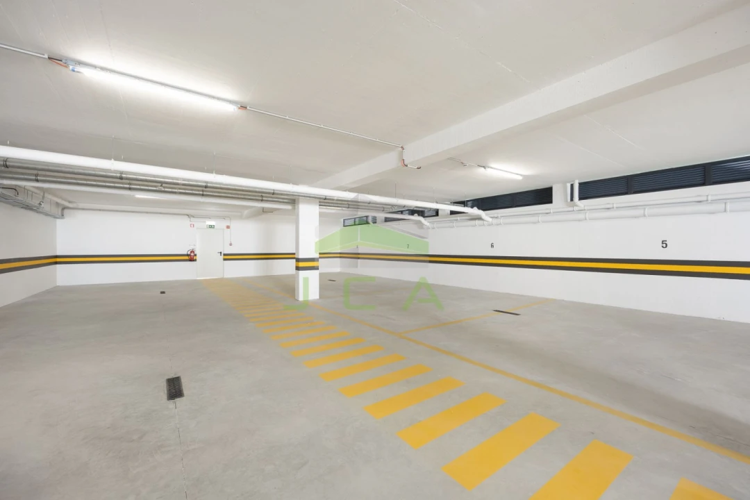 Moradia T4 para Venda em Leiria, Pousos, Barreira e Cortes Foto 42
