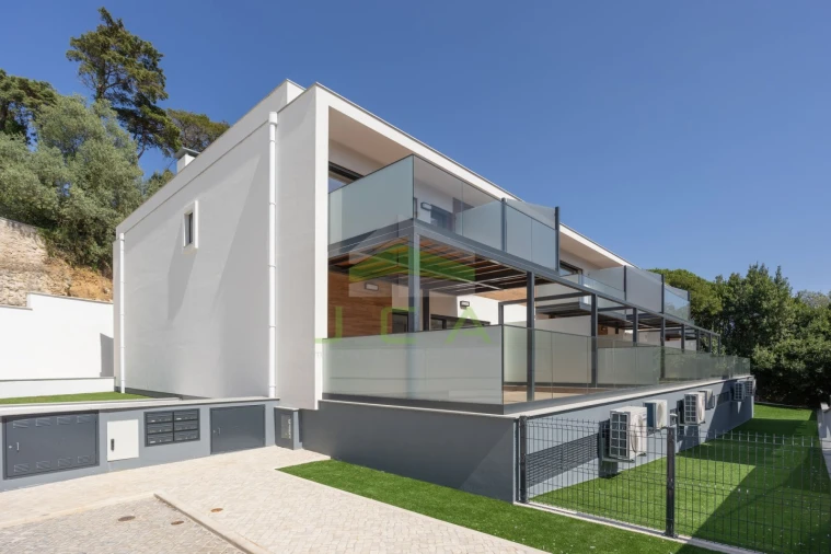 Moradia T4 para Venda em Leiria, Pousos, Barreira e Cortes Foto 4