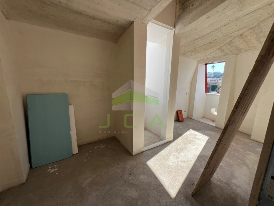 Apartamento T2 para Venda em Leiria, Pousos, Barreira e Cortes Foto 16