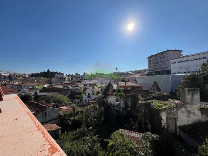 Apartamento T2 para Venda em Leiria, Pousos, Barreira e Cortes Foto 17
