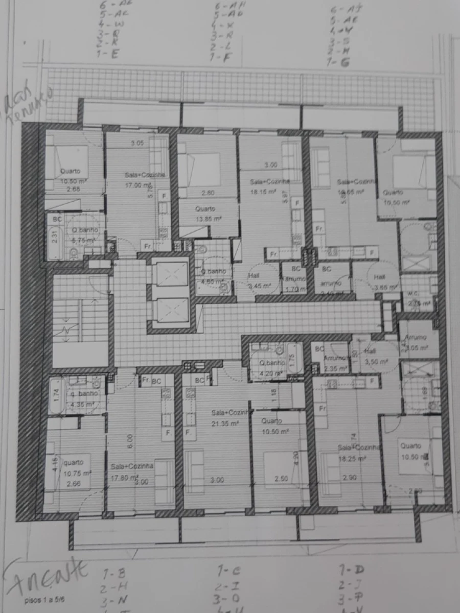 Apartamento T1 para Venda em Mafamude e Vilar do Paraíso Planta 2