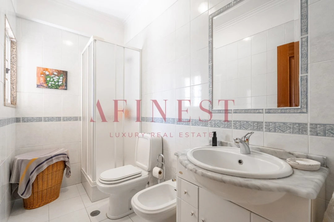 Moradia T5 para Venda em Algueirão-Mem Martins Foto 15