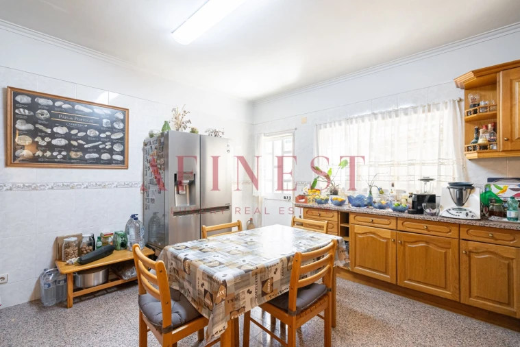 Moradia T5 para Venda em Algueirão-Mem Martins Foto 13