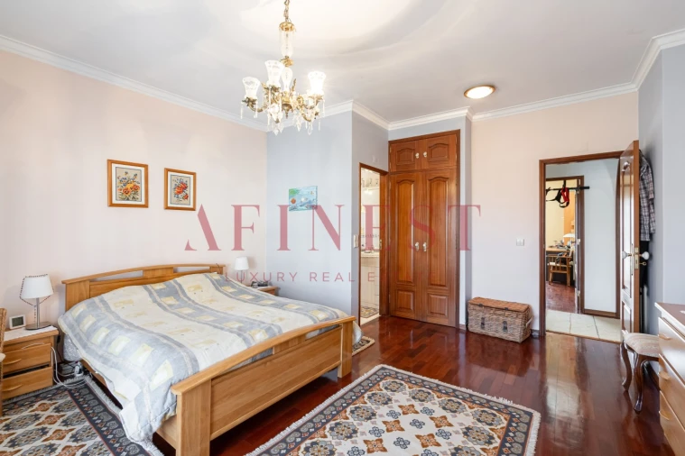 Moradia T5 para Venda em Algueirão-Mem Martins Foto 19