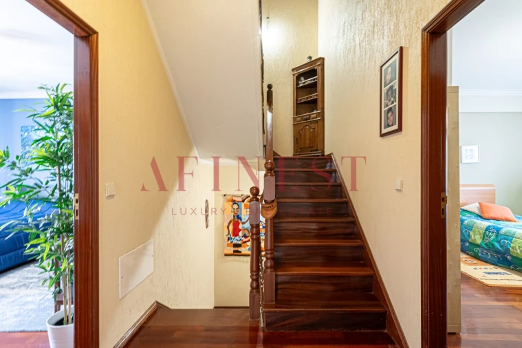 Moradia T5 para Venda em Algueirão-Mem Martins Foto 30