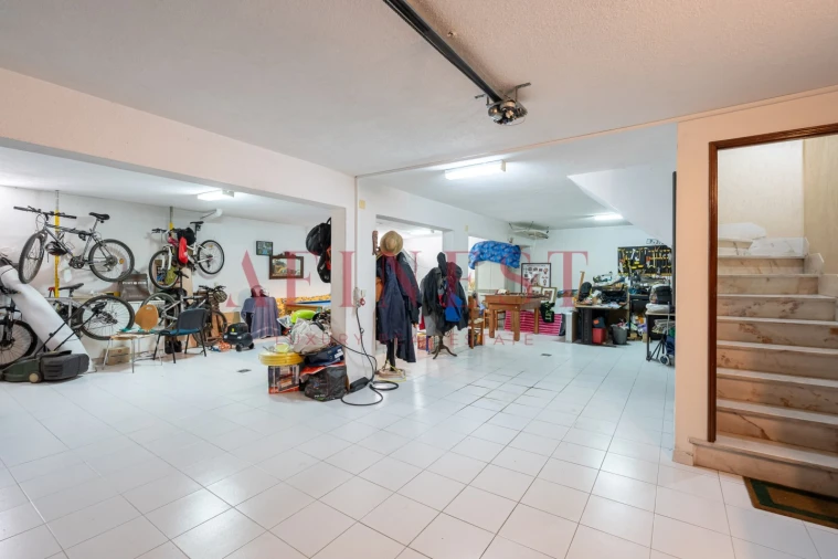 Moradia T5 para Venda em Algueirão-Mem Martins Foto 35