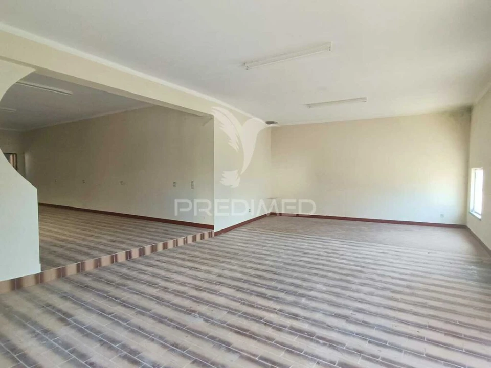 Moradia T3 para Venda em Urqueira Foto 7