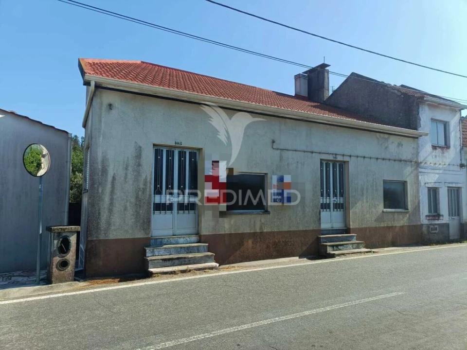 Moradia T3 para Venda em Urqueira Foto 5