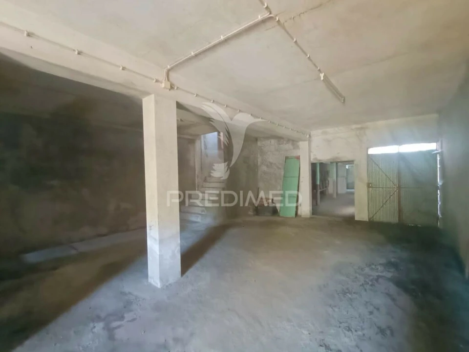 Moradia T3 para Venda em Urqueira Foto 10