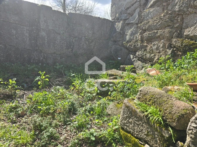 Moradia para Venda em Selho (São Jorge) Foto 19