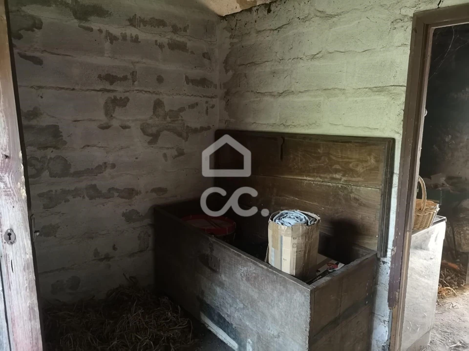 Moradia para Venda em Selho (São Jorge) Foto 9