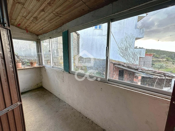 Moradia T5 para Venda em Eiras, São Julião de Montenegro e Cela Foto 27