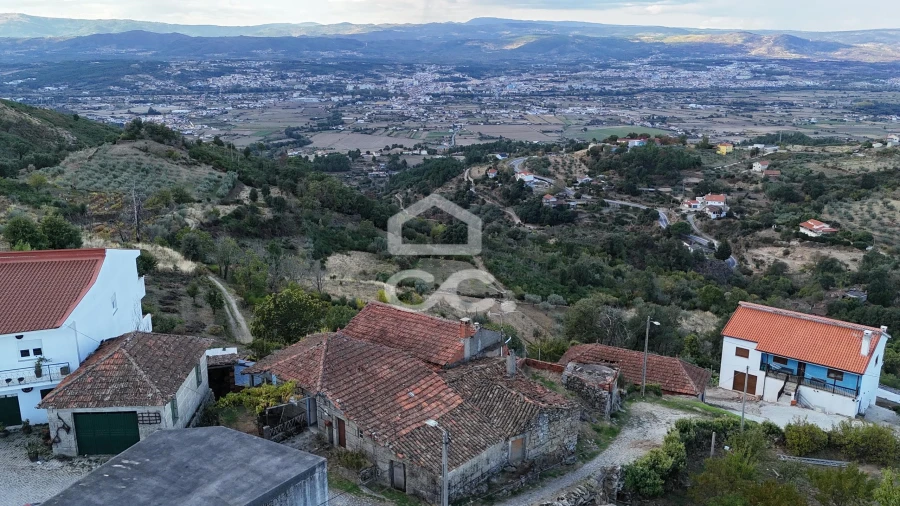 Moradia T5 para Venda em Eiras, São Julião de Montenegro e Cela Foto 41