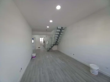 Apartamento T3 para Venda em Costa da Caparica