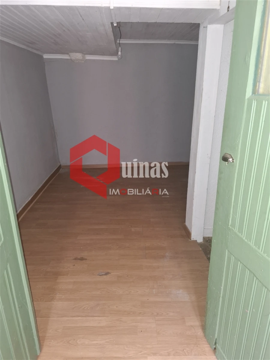 Moradia T1 para Venda em Sabugal e Aldeia de Santo António Foto 3