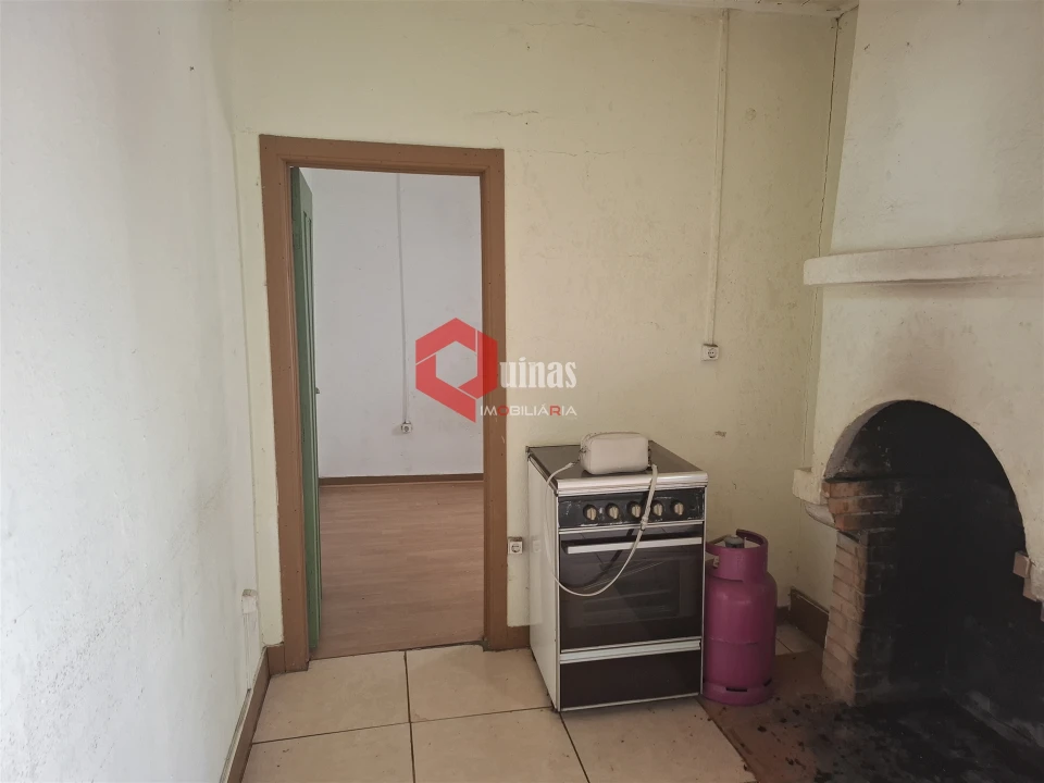 Moradia T1 para Venda em Sabugal e Aldeia de Santo António Foto 9