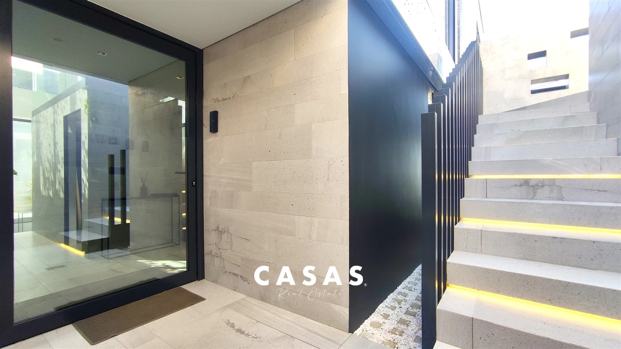 Moradia T3 para Venda em Ribeira Brava Foto 11