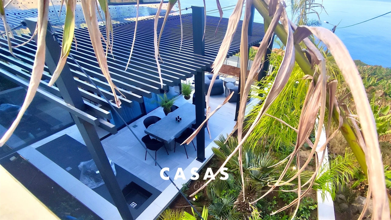 Moradia T3 para Venda em Ribeira Brava Foto 9