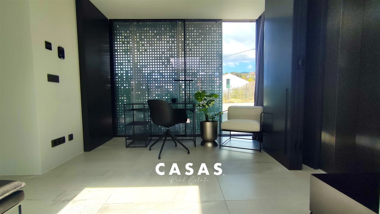 Moradia T3 para Venda em Ribeira Brava Foto 80