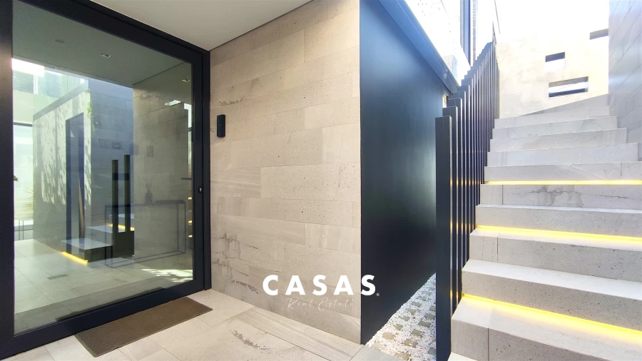 Moradia T3 para Venda em Ribeira Brava Foto 11