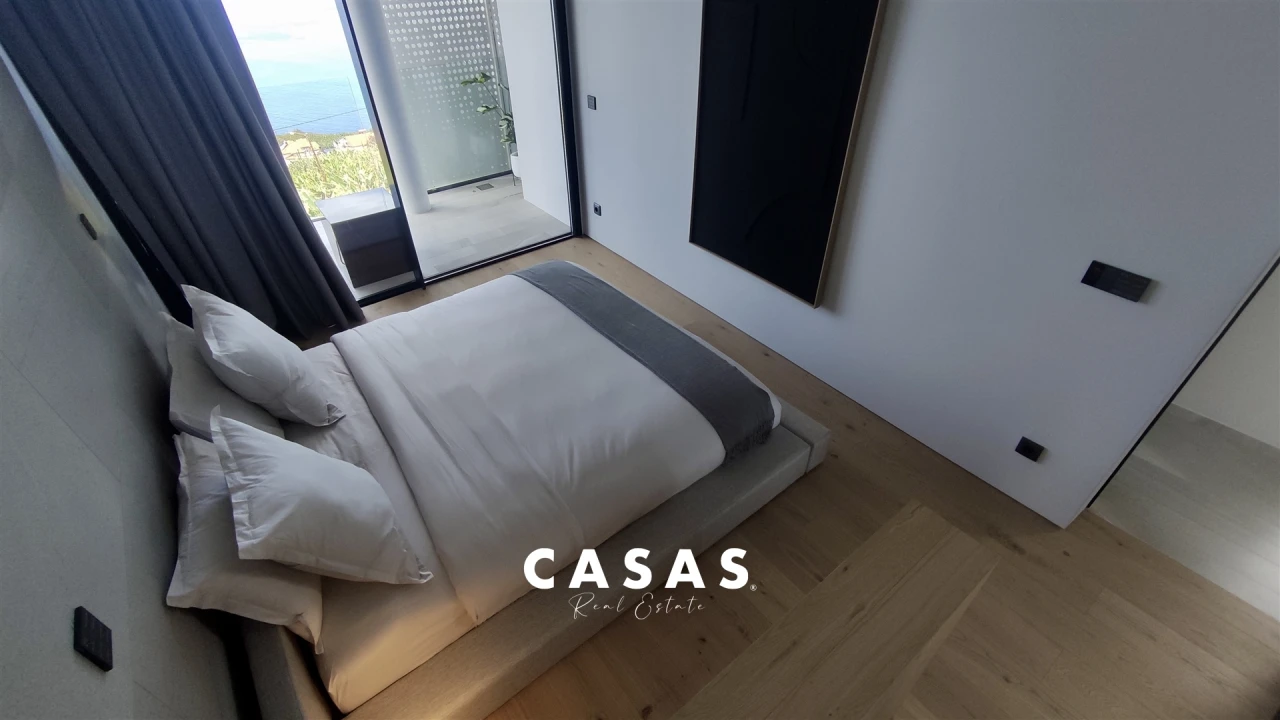 Moradia T3 para Venda em Ribeira Brava Foto 98