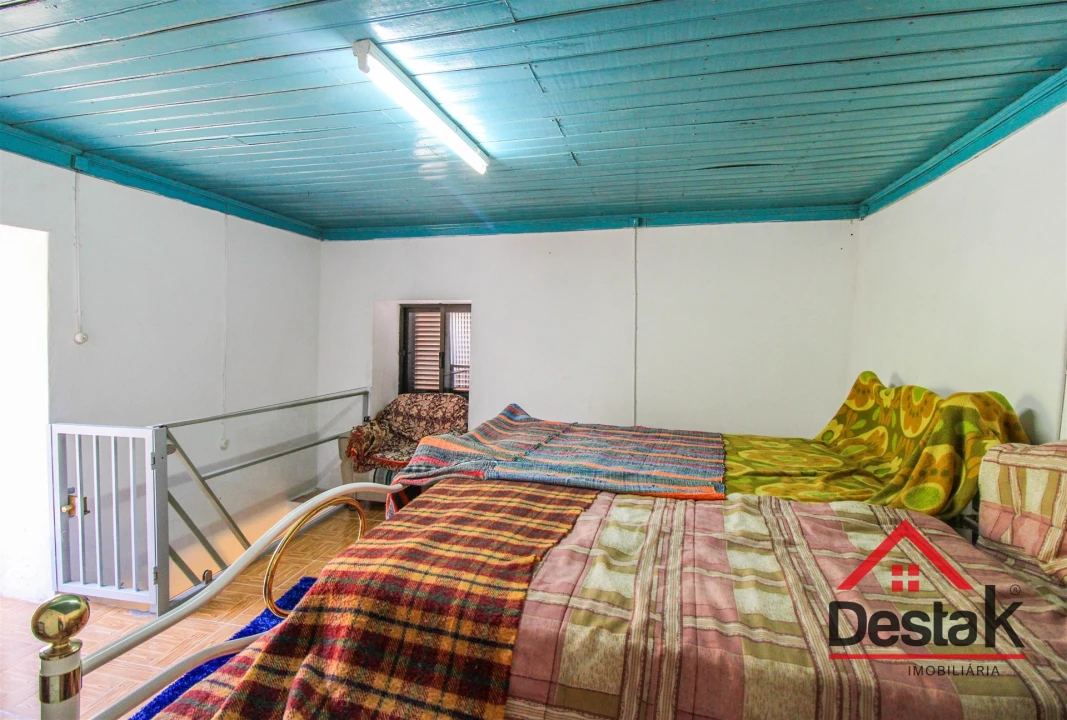 Moradia T4 para Venda em Fornelo do Monte Foto 4