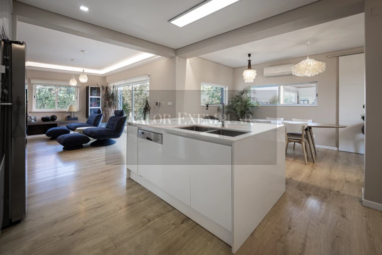 Quinta T4 para Venda em Atalaia e Alto Estanqueiro-Jardia Foto 3