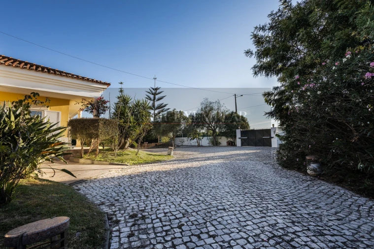 Quinta T4 para Venda em Atalaia e Alto Estanqueiro-Jardia Foto 11