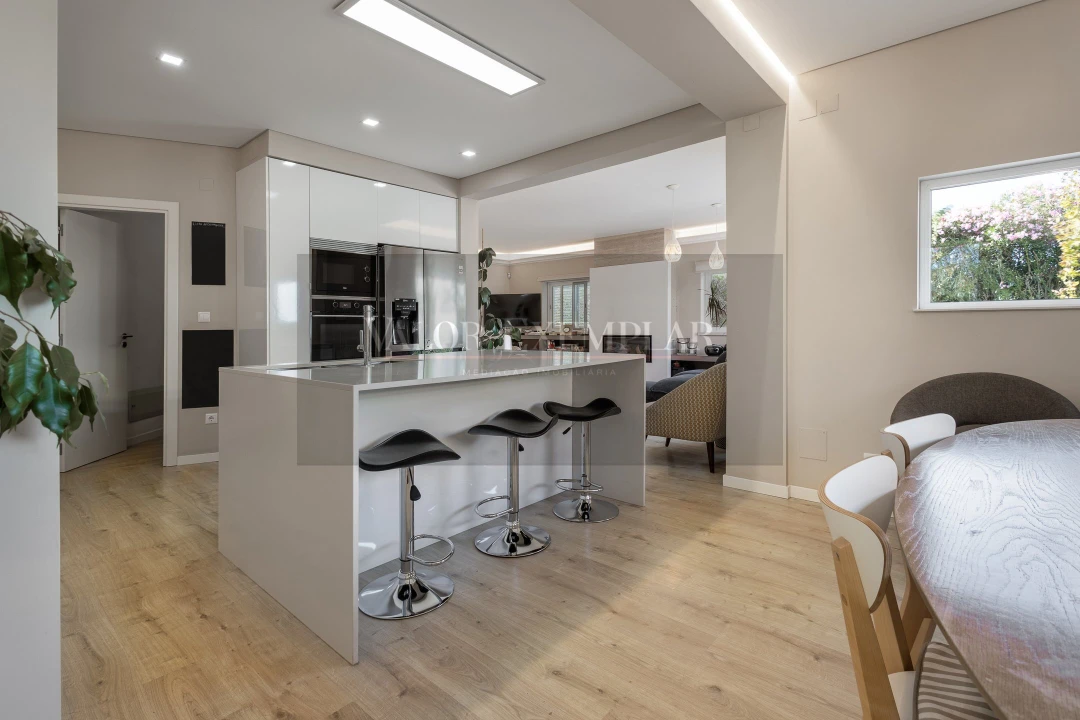 Quinta T4 para Venda em Atalaia e Alto Estanqueiro-Jardia Foto 2