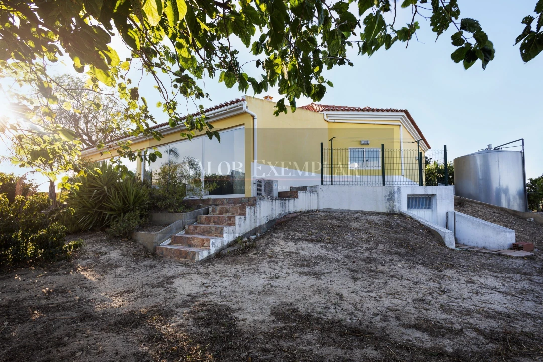 Quinta T4 para Venda em Atalaia e Alto Estanqueiro-Jardia Foto 13