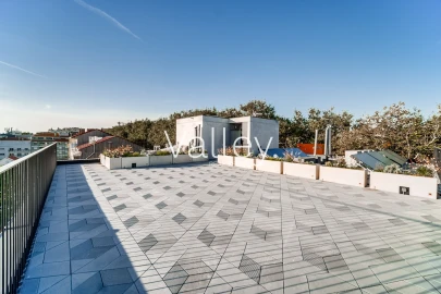 Apartamento T5 para Venda em Aldoar, Foz do Douro e Nevogilde