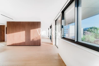 Apartamento T5 para Venda em Aldoar, Foz do Douro e Nevogilde