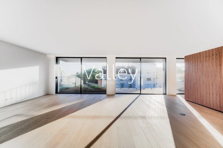 Apartamento T5 para Venda em Aldoar, Foz do Douro e Nevogilde Foto 4