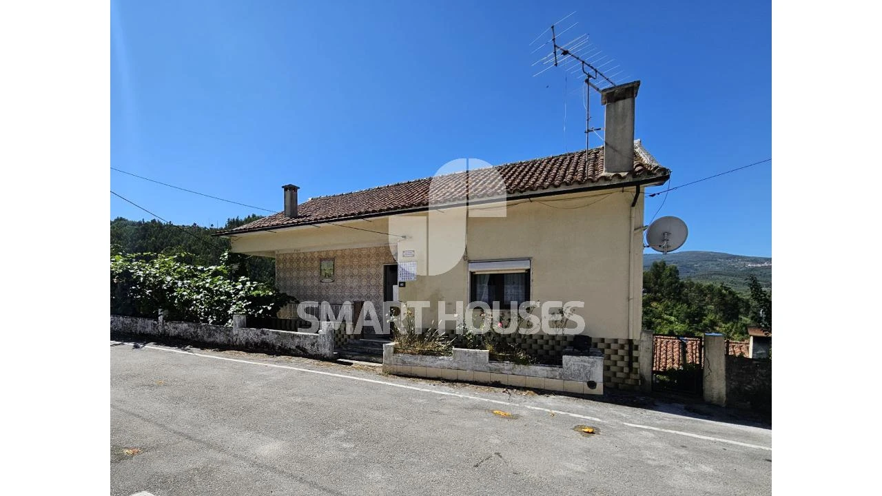 Moradia T2 para Venda em Vila Cova de Alva e Anseriz Foto 1