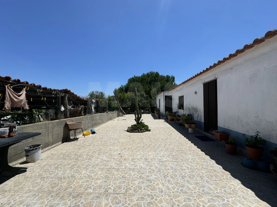 Moradia T4 para Venda em Couço Foto 12