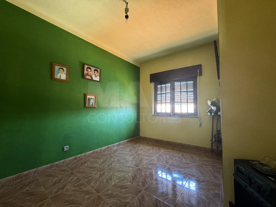 Moradia T4 para Venda em Couço Foto 4