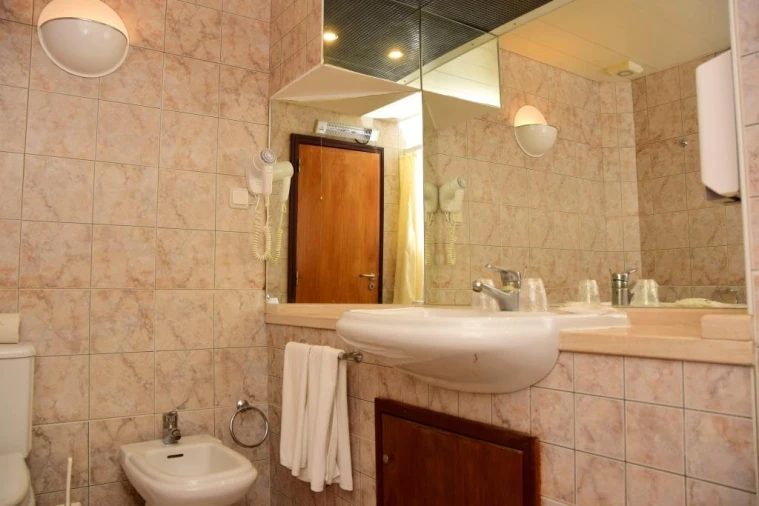 Apartamento T0 para Venda em Albufeira e Olhos de Água Foto 4
