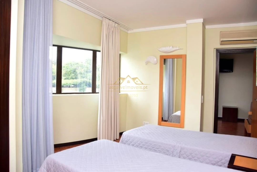 Apartamento T2 para Venda em Albufeira e Olhos de Água Foto 1