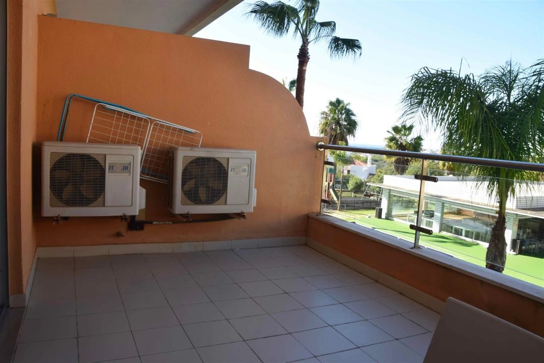 Apartamento T1 para Venda em Albufeira e Olhos de Água Foto 3