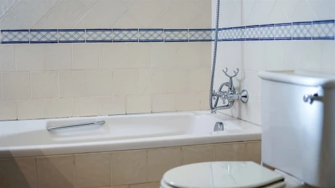 Moradia T4 para Venda em Albufeira e Olhos de Água