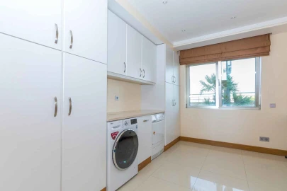 Moradia T4 para Venda em Albufeira e Olhos de Água